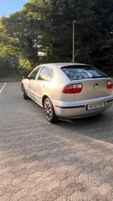 Seat Auto Hannover - gebrauchte Seat Leon aus dem Jahr 2004