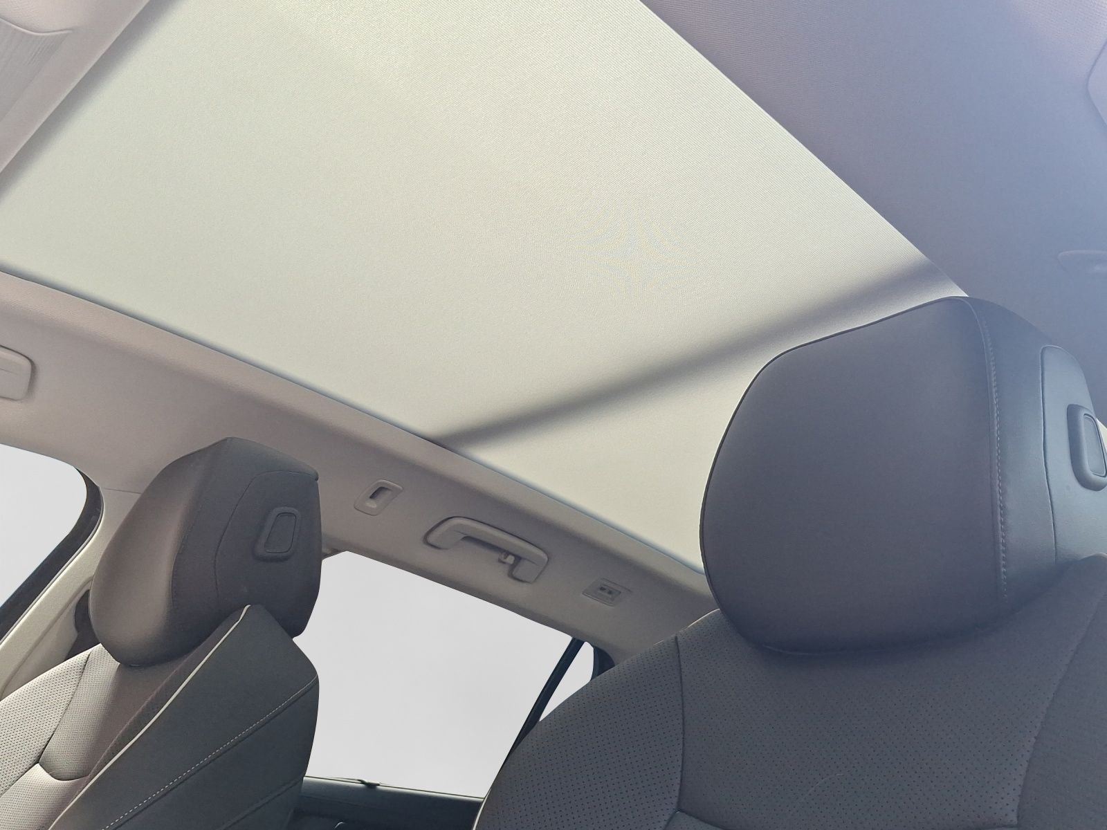 Volkswagen Passat Variant - Bild 18