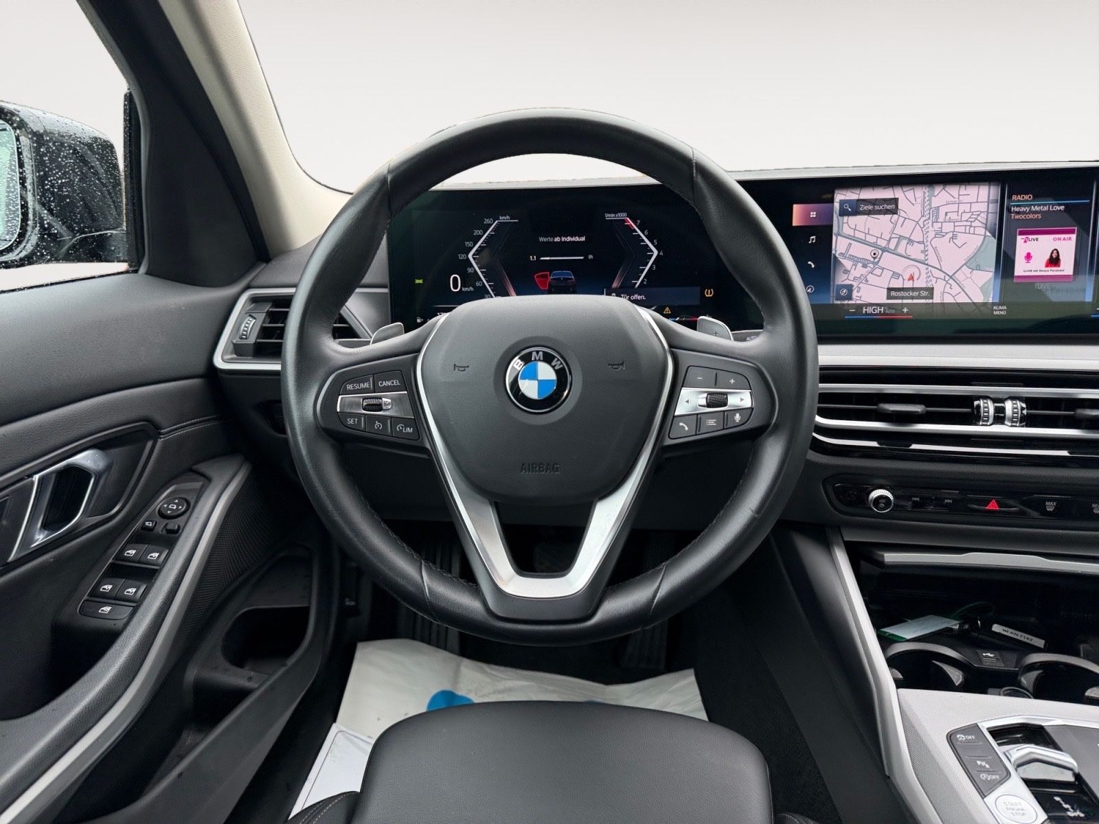 BMW 318 3 Limousine 318 i Navi Leder LED foto 13