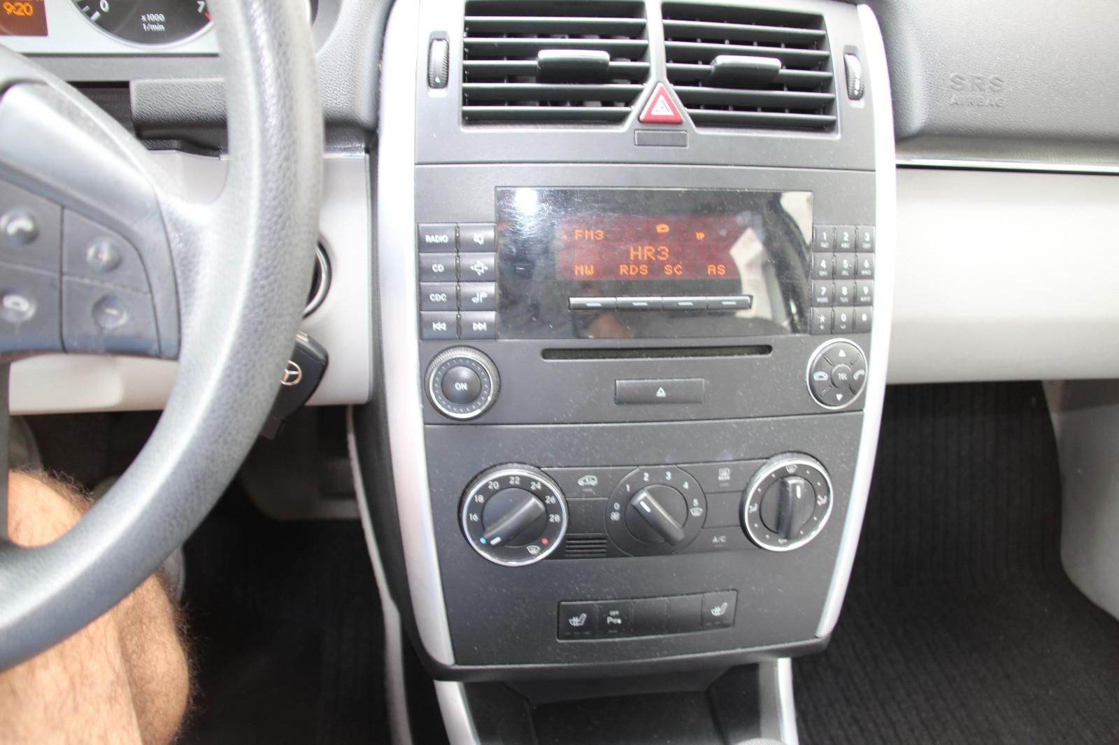 Mercedes-Benz B170 2008 — photo 12