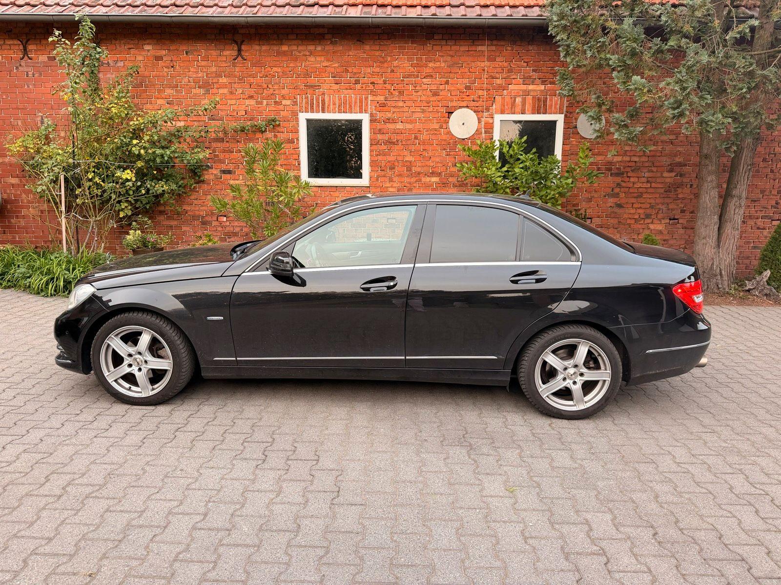 Mercedes-Benz C 180