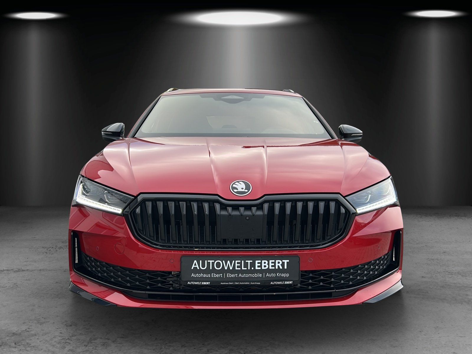 Fahrzeugabbildung SKODA Superb 1.5 TSI iV Sportline/PANO/AHK/HUD/ACC/360