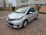 Toyota Yaris 1.4 D 5 porte 1 proprietario neopat - Toyota Yaris mit Diesel-Antrieb: Limousine