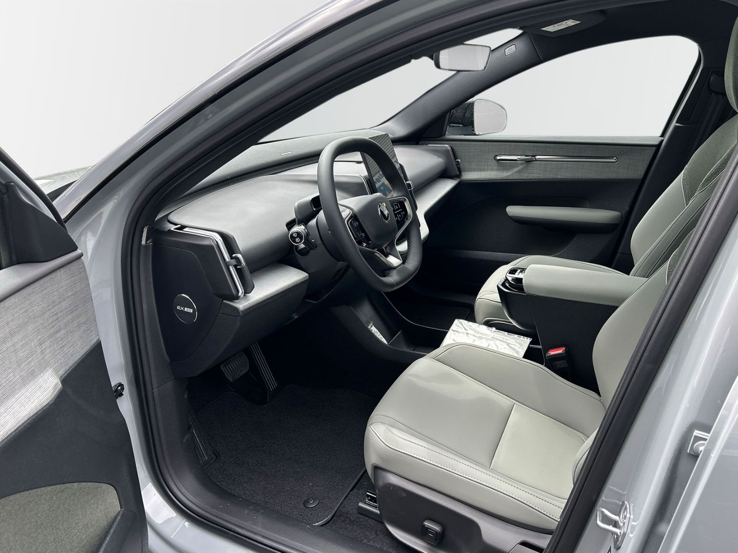 Volvo EX30 - Bild 10