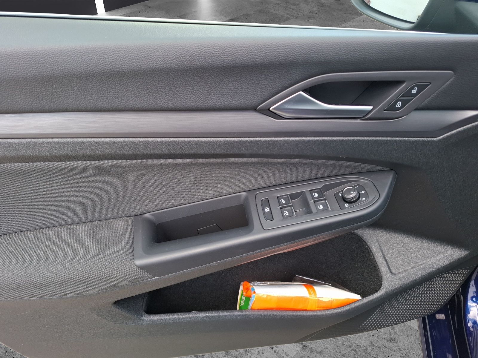 Fahrzeugabbildung Volkswagen Golf VIII TSI Style LEDplus Navi AID HUD ACC RFK