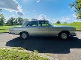 Mercedes-Benz 280 SE 3,5 - Mercedes-Benz 280 mit Benzin-Antrieb: Limousine, 3.5