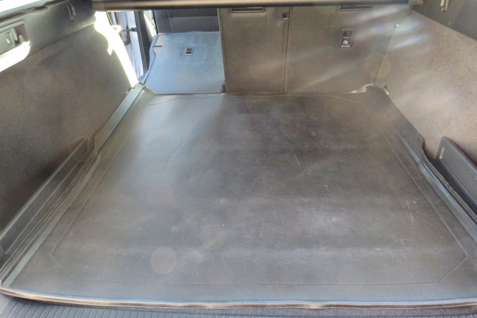 Fahrzeugabbildung Volkswagen Passat Variant Comfortline TDI DSG AHK NAVI