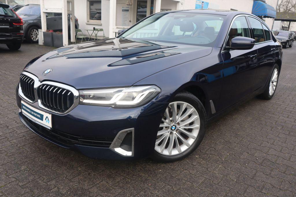 BMW 520d Aut. Luxury Line|NAVIGATION|R-CAM|LEDER|