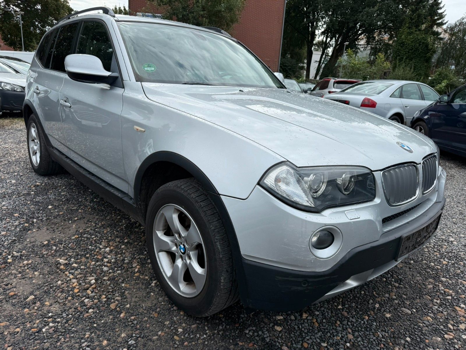 Fahrzeugabbildung BMW X3 xDrive20d