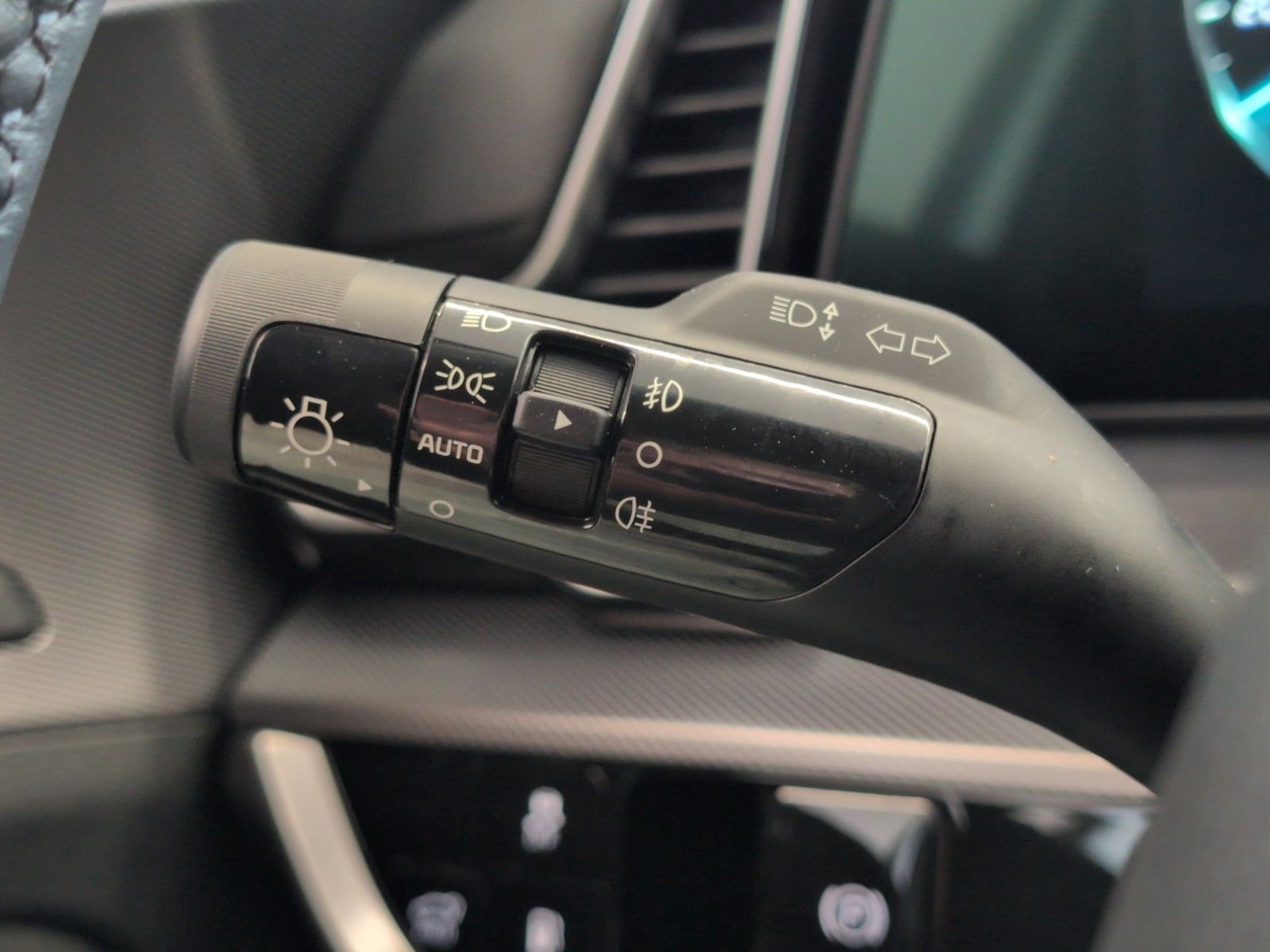 KIA Sportage 1.6 T-GDI PHEV GT-Line AWD Sound – Bild 34