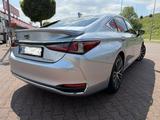 Lexus ES 300h 1. Hand  - Lexus ES-Serie Gebrauchtwagen