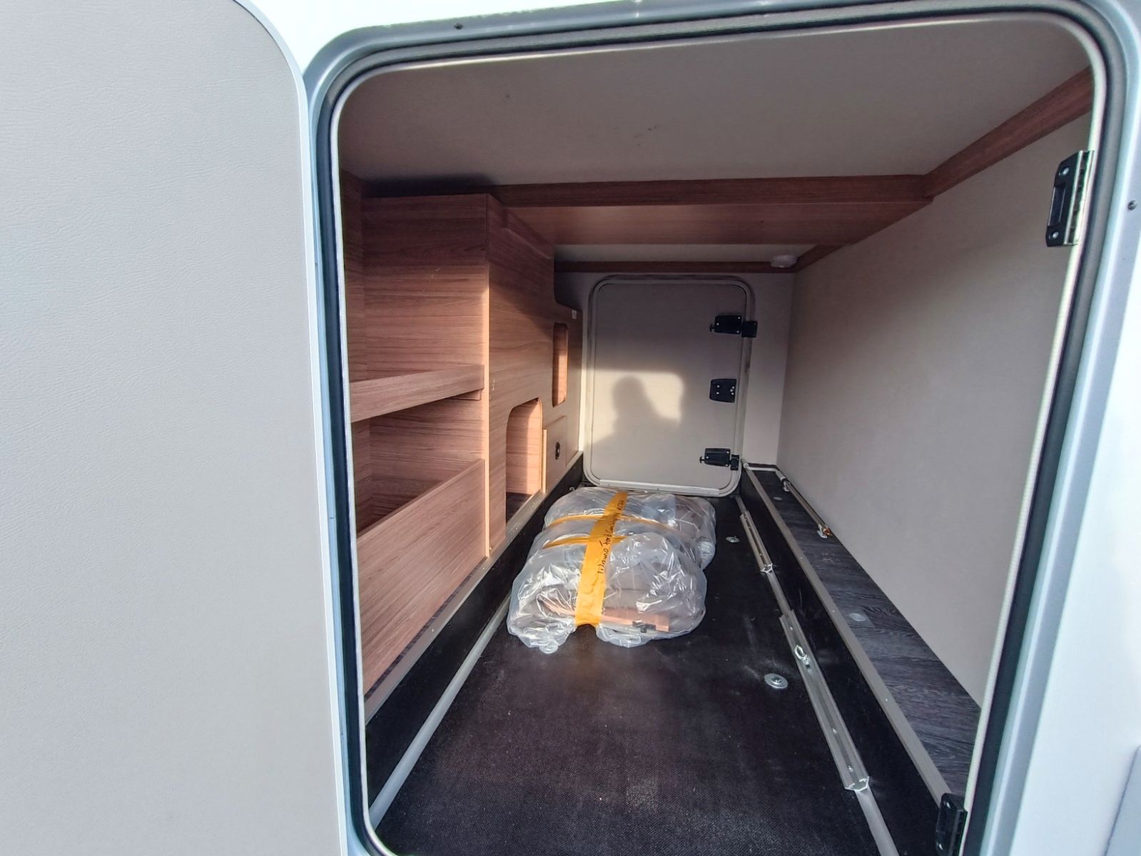 Fahrzeugabbildung Weinsberg CaraSuite 700 MEG Ford*Automatik*Xenon*Dachklima