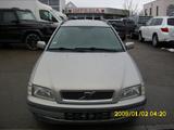 Volvo V40 1,8  Klimaautomatik T-Leder - gebrauchte Volvo V40 aus dem Jahr 1998