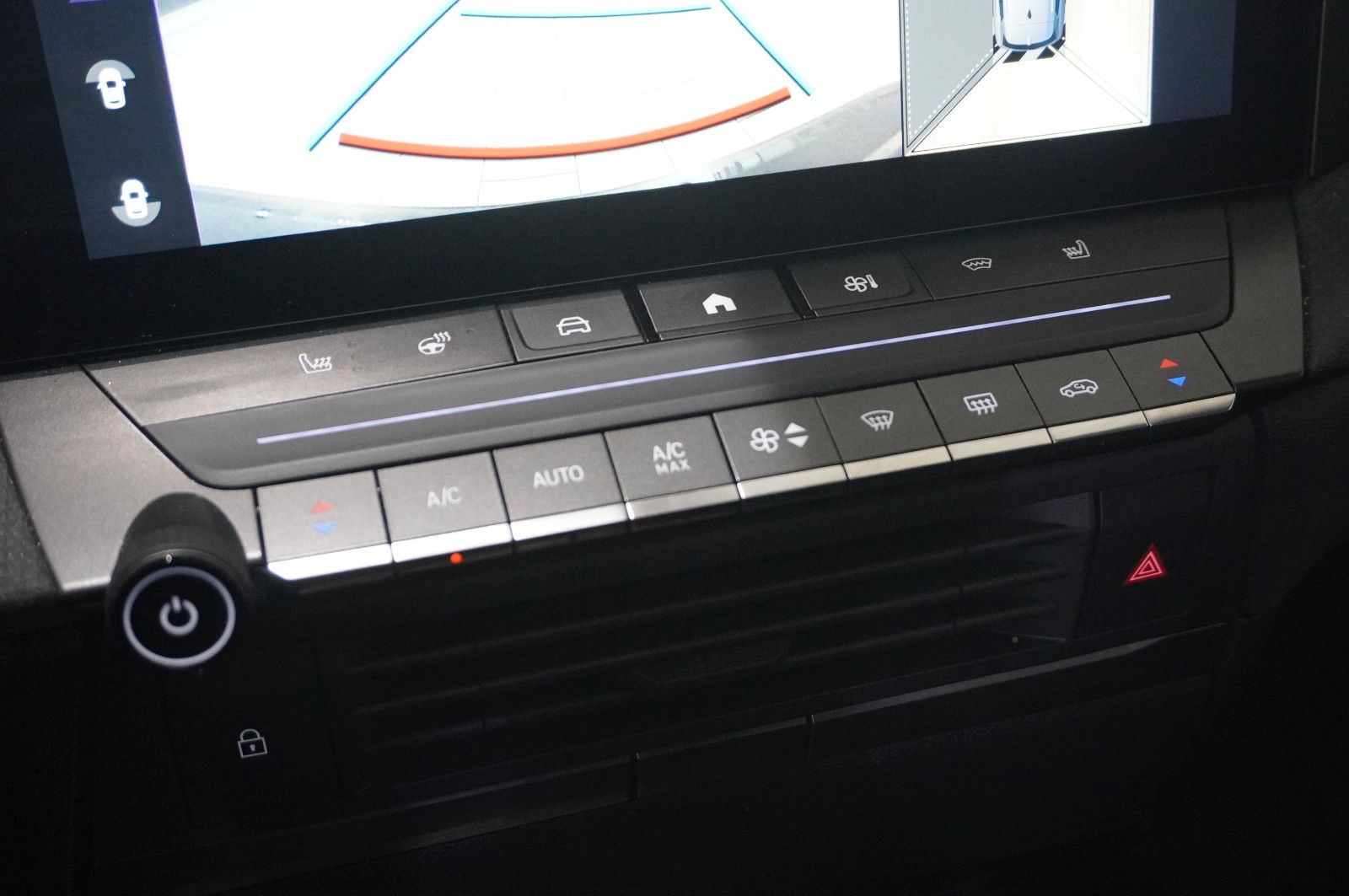 Fahrzeugabbildung Opel Astra L ST 1.2T ULTIMATE NAVI/LED/360°/PANO/DAB+