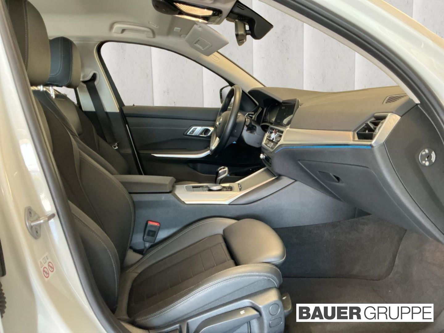 BMW 320 e Sport Line Touring AHK LED Komfortzugang P foto 19