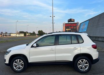 Volkswagen Tiguan - 5
