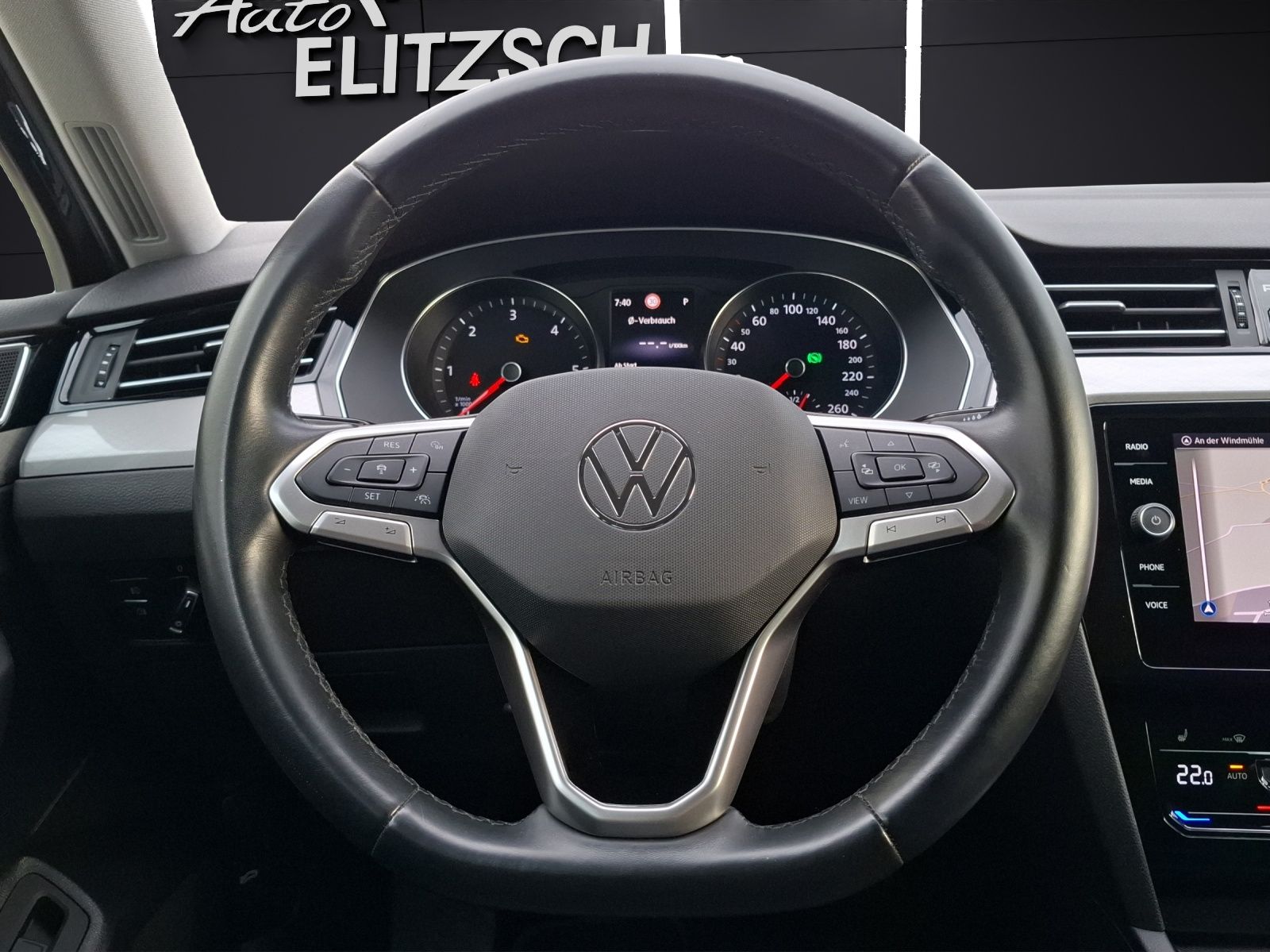 Fahrzeugabbildung Volkswagen Passat Variant TDI Business DSG Matrix Navi ACC