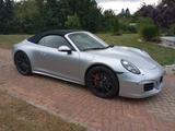 Porsche Carrera 4 S cabrio - silberne Porsche 911 Urmodell