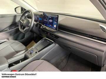 Volkswagen T-Roc - 11