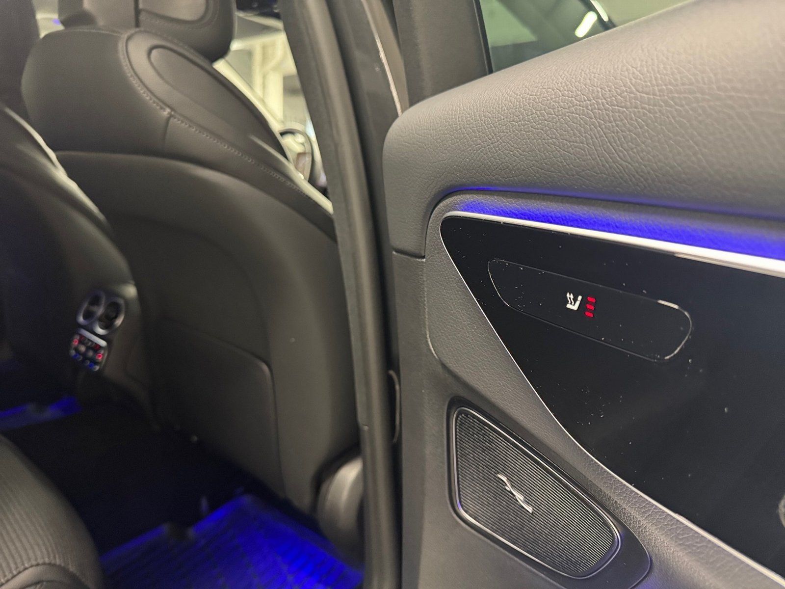 Fahrzeugabbildung Mercedes-Benz C 200 T Avantgarde*Distro*360°*Totwink*Night*LED