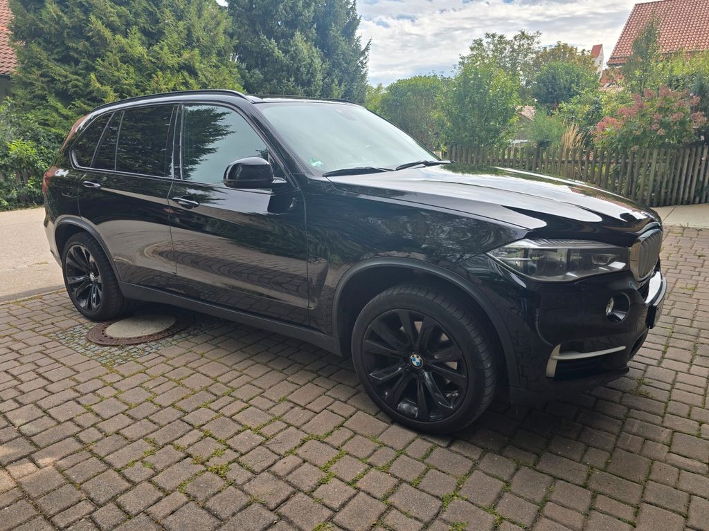 Image of BMW X5