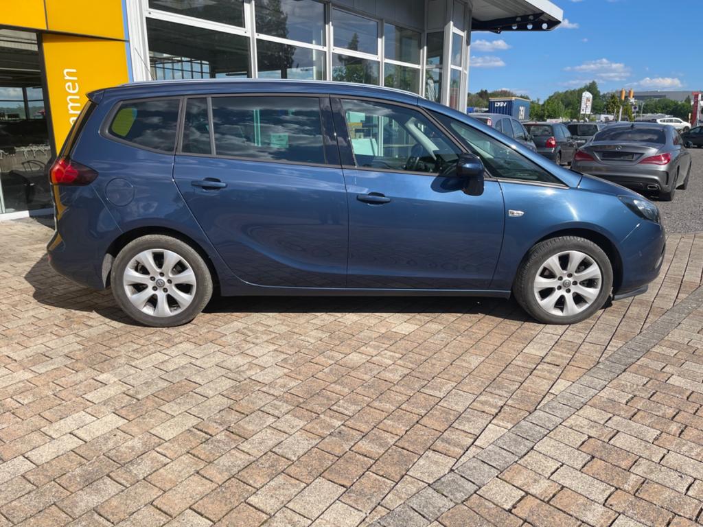 Opel Zafira Tourer
