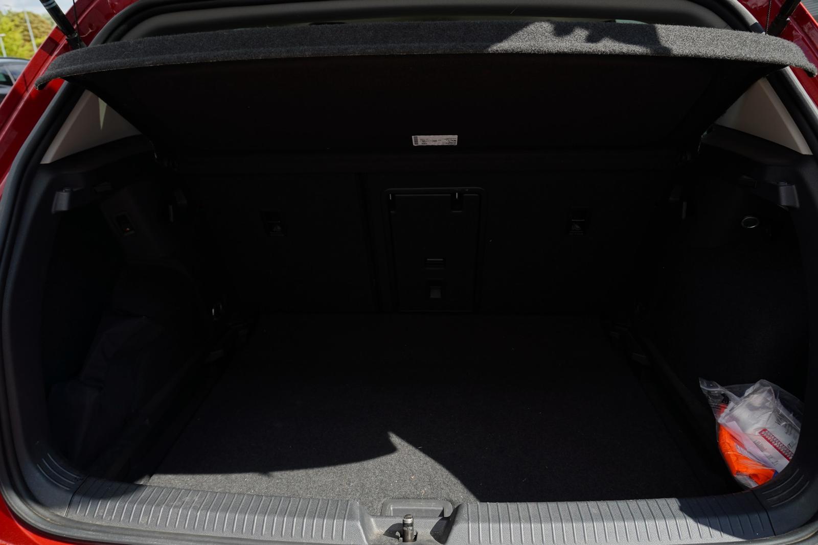 Volkswagen Golf VIII Active eTSI LED Navi AHK Touchscreen, миниатюра 24