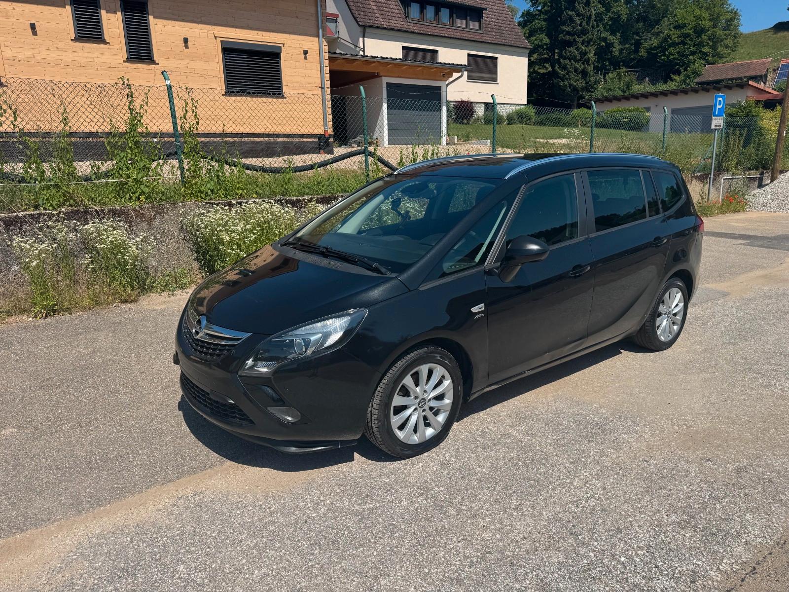 Opel Zafira C Tourer Active * 7 Sitze *