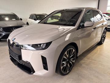 2025 BMW IX 缩略图 11