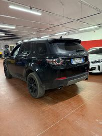 Land-Rover Discovery Sport - 3