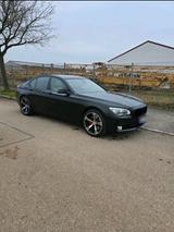 BMW 750 d xDrive Soft Close HUD Massage. - gebrauchte BMW 750 aus dem Jahr 2012