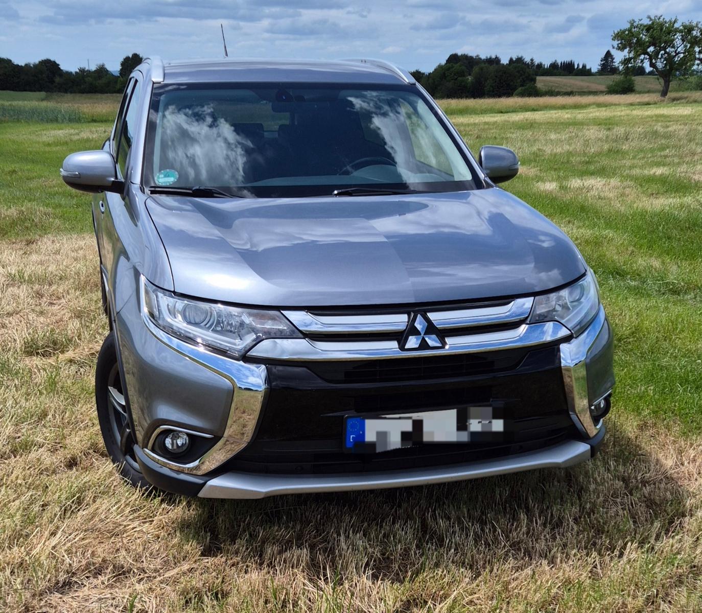 Mitsubishi Outlander 2.0 MIVEC Plus ClearTec 4WD CVT Plus
