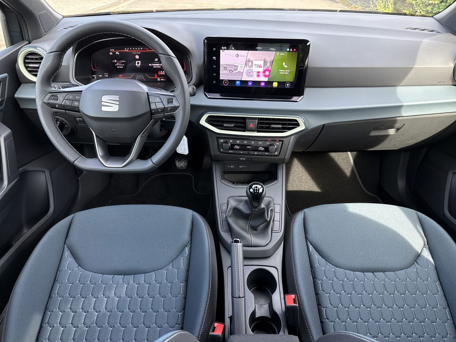Seat Arona - Bild 4