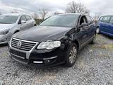 Volkswagen Passat Variant 1.6 FSI Highline *TÜV 01-2026* - Volkswagen Passat Variant aus 2005
