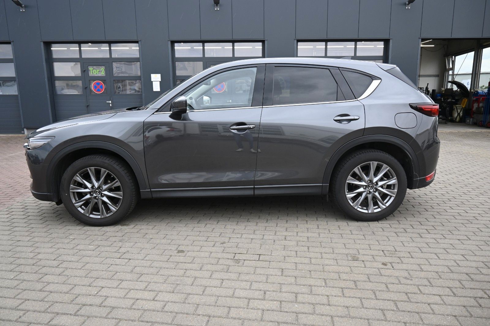 Fahrzeugabbildung Mazda CX-5 Sports-LineAWD*BOSE*HuD*AHK*360*ACC*