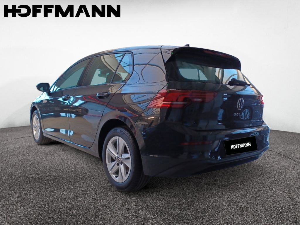 Fahrzeugabbildung Volkswagen Golf 1.5 TSI OPF Life LED, Shzg, Einparkhilfe