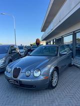 Jaguar S-Type 2.7 diesel V6 Classic - Jaguar S-Type: Jag