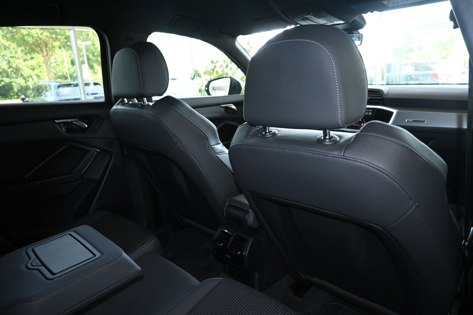 Audi Q3 SB 35 TDI S-Line Navi Virtual Teilleder PDC foto 22