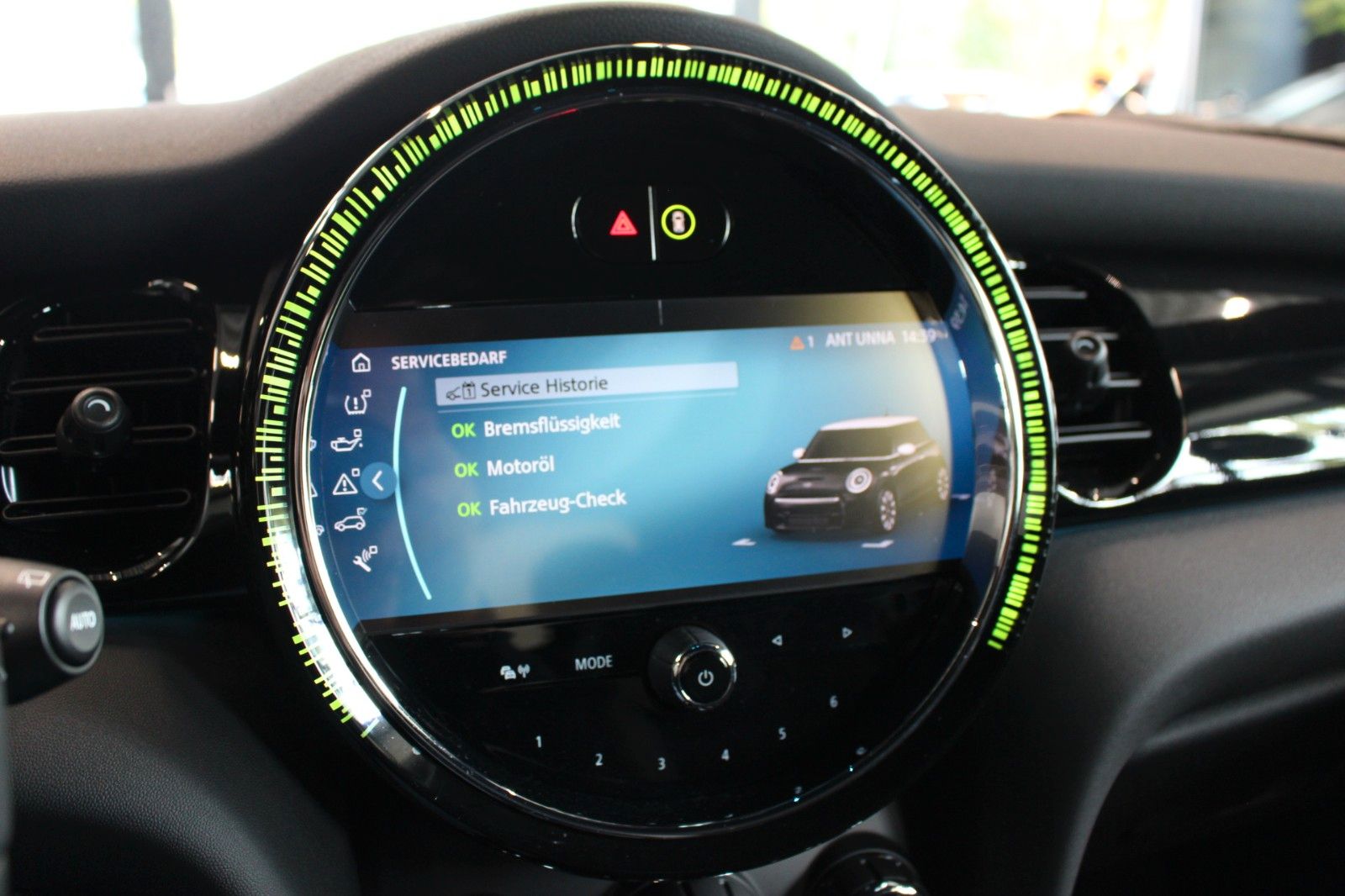 Fahrzeugabbildung MINI John Cooper Works Trim R.Kamera+Navi+AppleCar