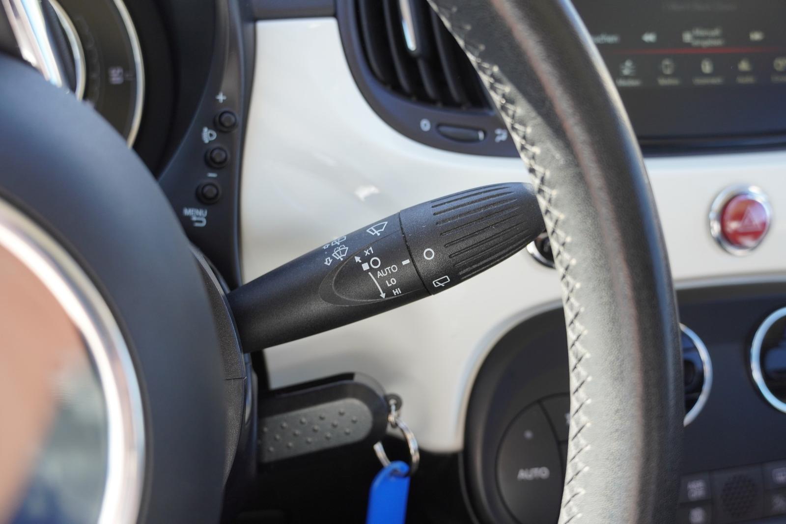 Fiat 500 0.9 Lounge Bi-Xenon Tempomat PDC Klimaaut.
