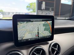 MERCEDES-BENZ CLA 220 4MATIC/SB/PANO/DISTRONIC+ MERCEDES-BENZ CLA 220 4MATIC/SB/PANO/DISTRONIC+