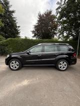 Mercedes-Benz GL 450 CDI 4MATIC - - schwarze Mercedes-Benz GL 450