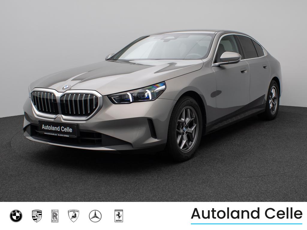 BMW 520d Kamera DAB Leder AdLED Alarm Sport 18Zoll 2024