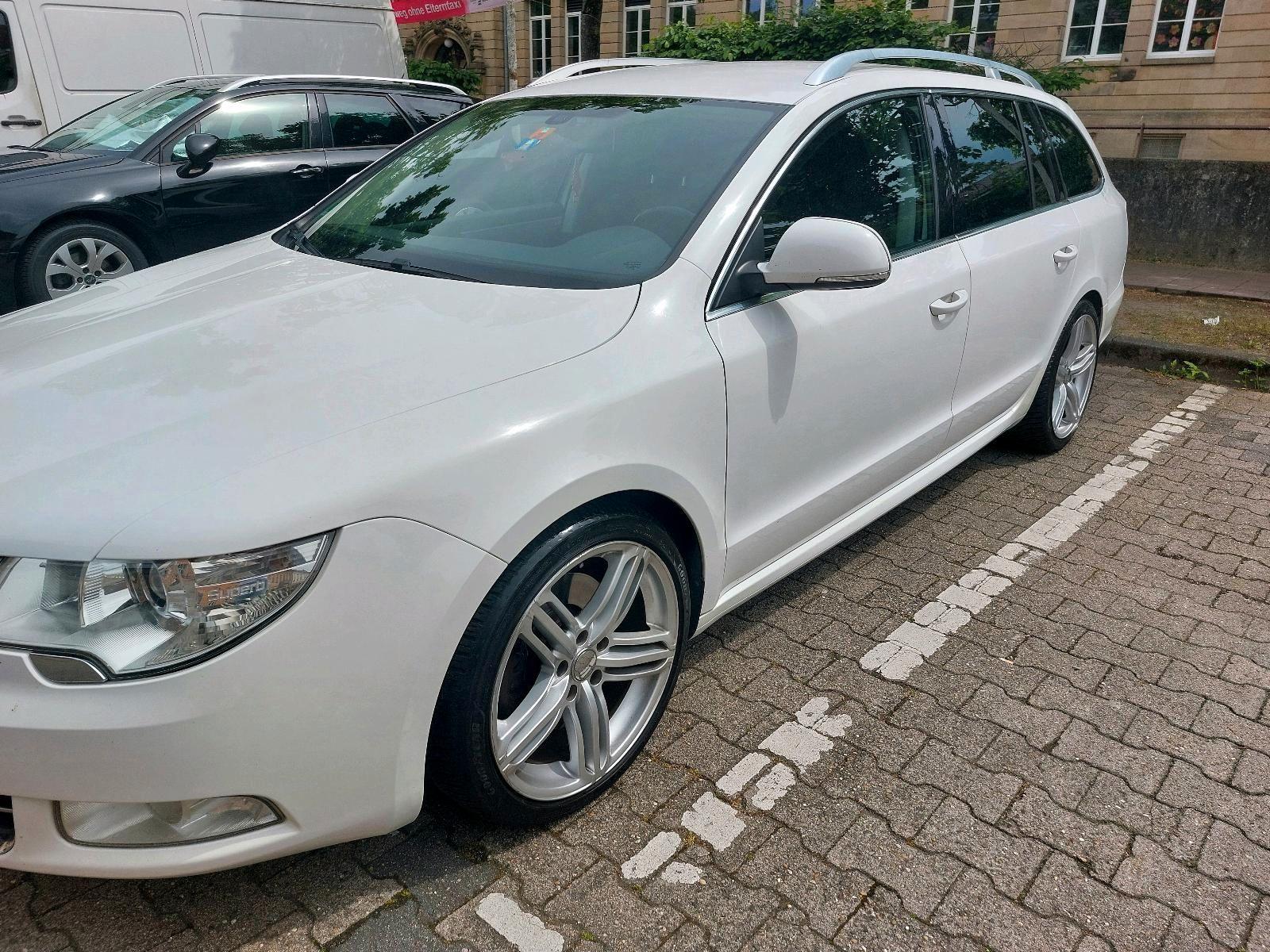 Skoda Superb 2011 — engine 140 HP (103kW)
