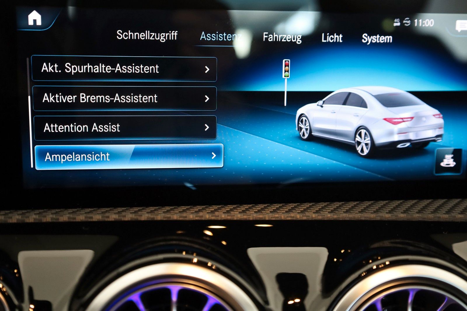Fahrzeugabbildung Mercedes-Benz CLA 200d Coupé Navi,LED,Kamera,Park-Paket,Apple