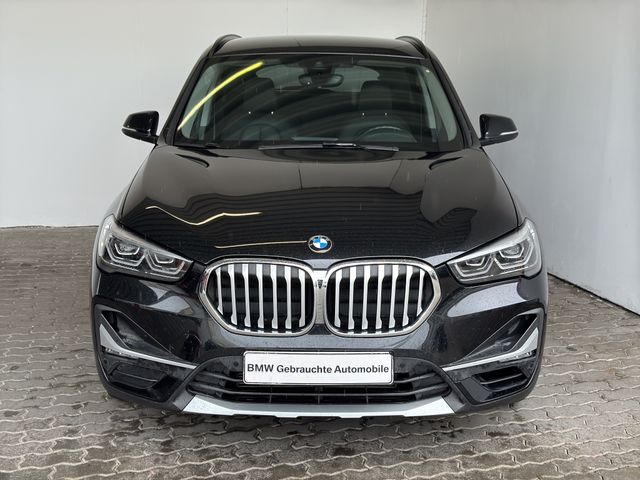 BMW X1 xDrive20iA xLine Navi.LED:AHK.RFK.Keyl.PDC.SH