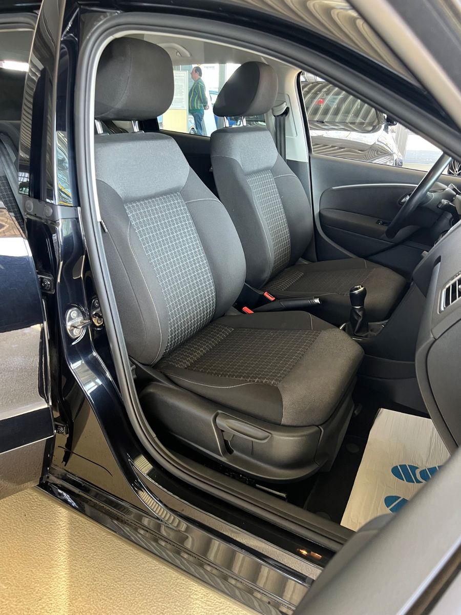 Fahrzeugabbildung Volkswagen Polo V Comfortline BMT *BLUETOOTH*TEMPOMAT*