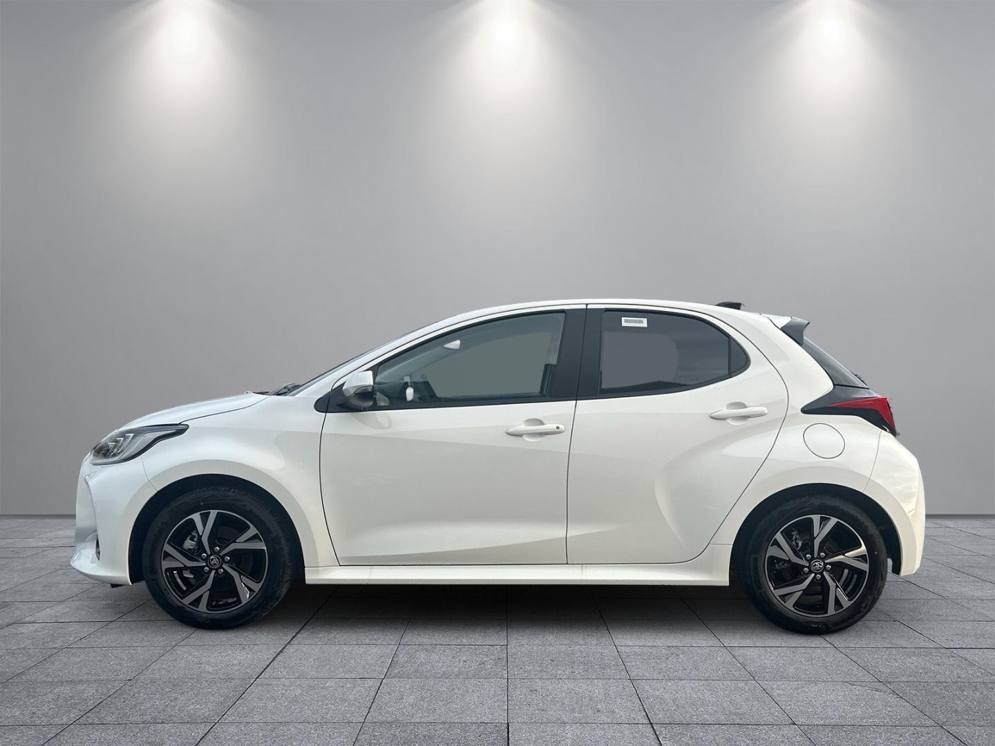 Toyota Yaris 1.5 Hybrid Teamplayer Comfort-Paket+uvm.