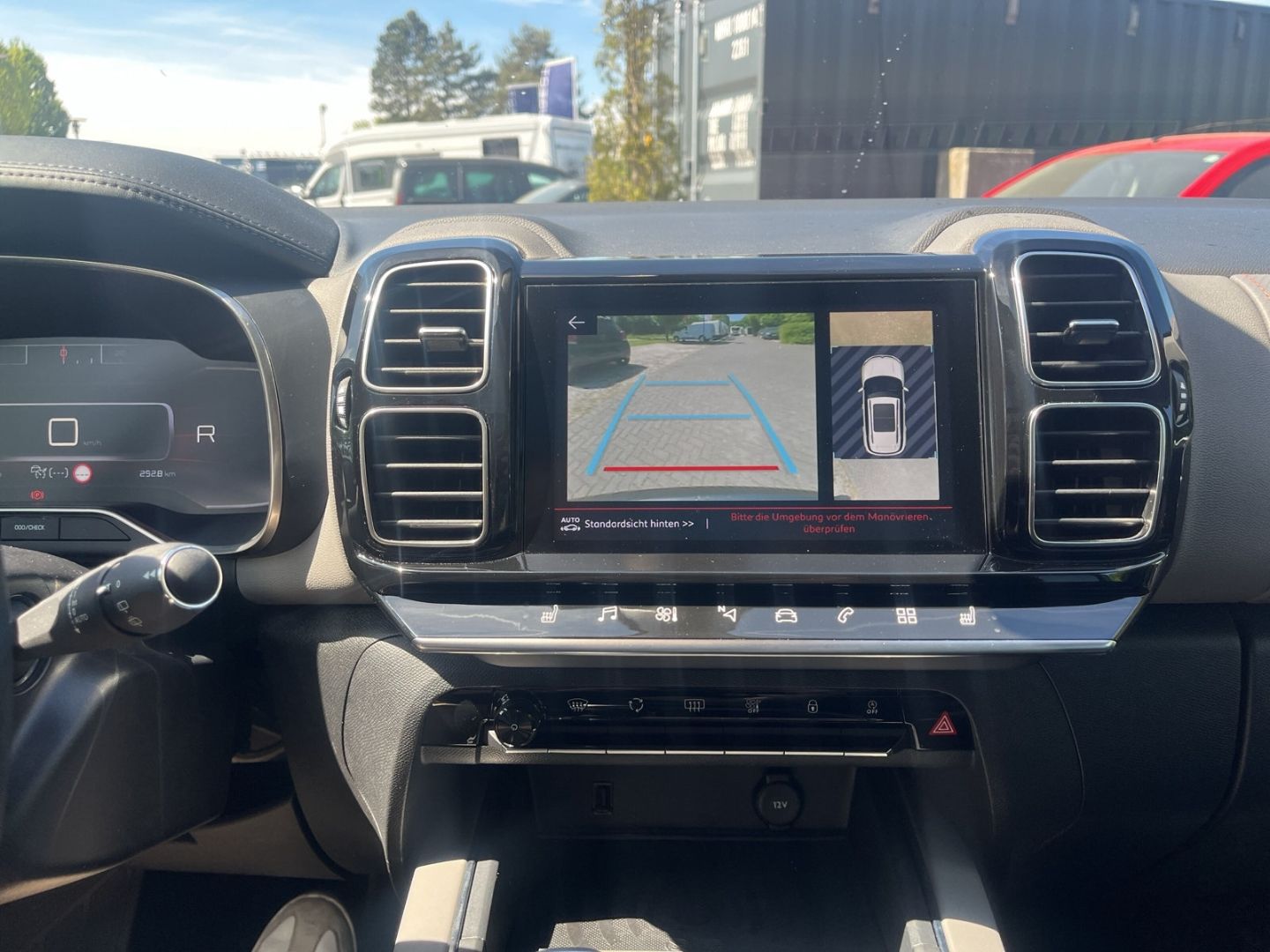 Fahrzeugabbildung Citroën C5 Aircross 1.2 PureTech 130 EAT8 Feel CarPlay