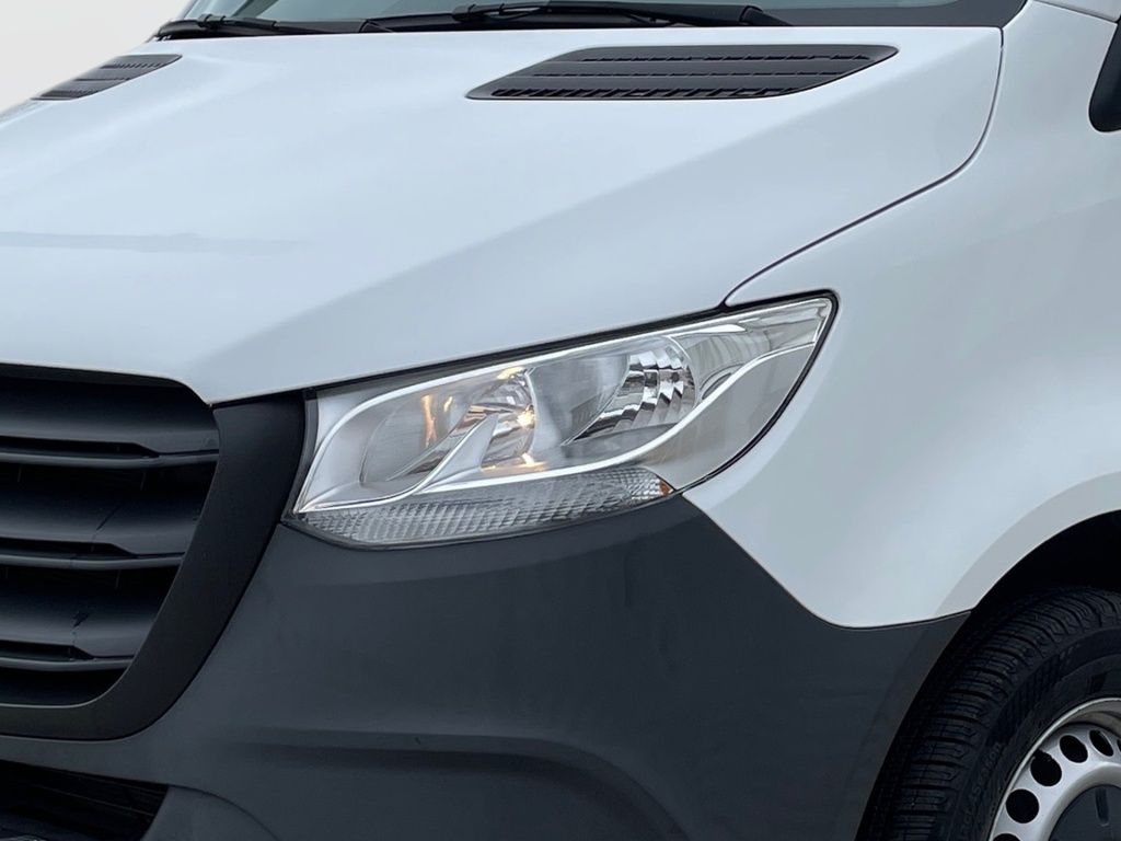Fahrzeugabbildung Mercedes-Benz Sprinter 215 CDI Pritsche Kompakt AHK, Klima